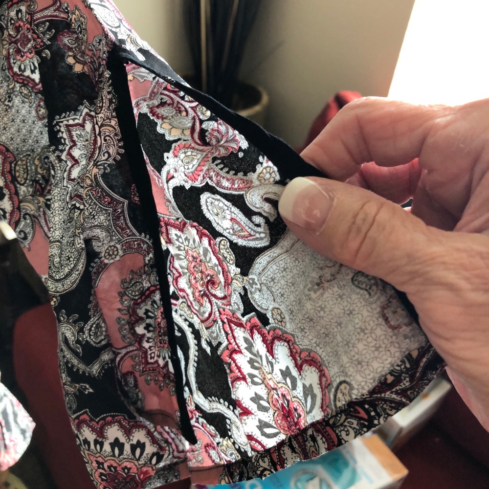 🌺 MULTI PRINT ROMPER - Picture 4 of 4